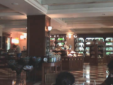 マリオットホテルのカフェ
